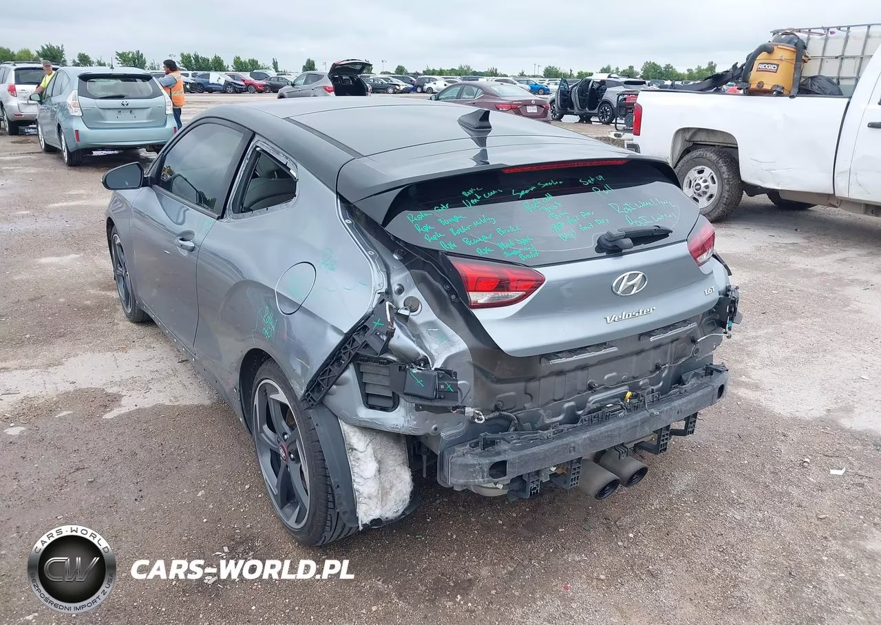 2020 Hyundai Veloster Turbo Ultimate VIN:KMHTH6AB7LU025852 - 6