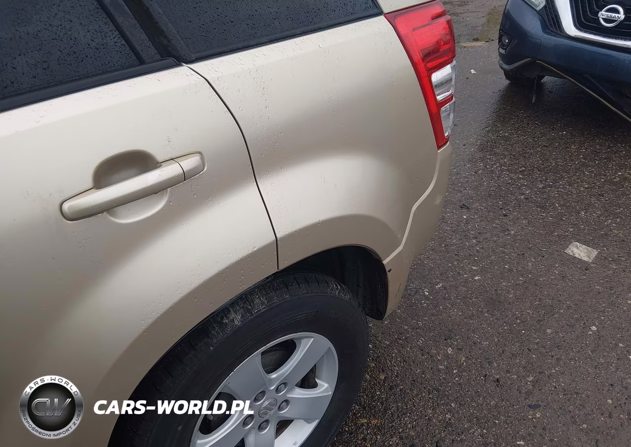 2006 Suzuki Grand Vitara Premium VIN:JS3TE943564100587 - 6