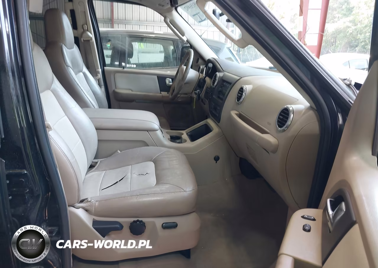 2004 Ford Expedition Eddie Bauer VIN:1FMPU18L64LA75423 - 5