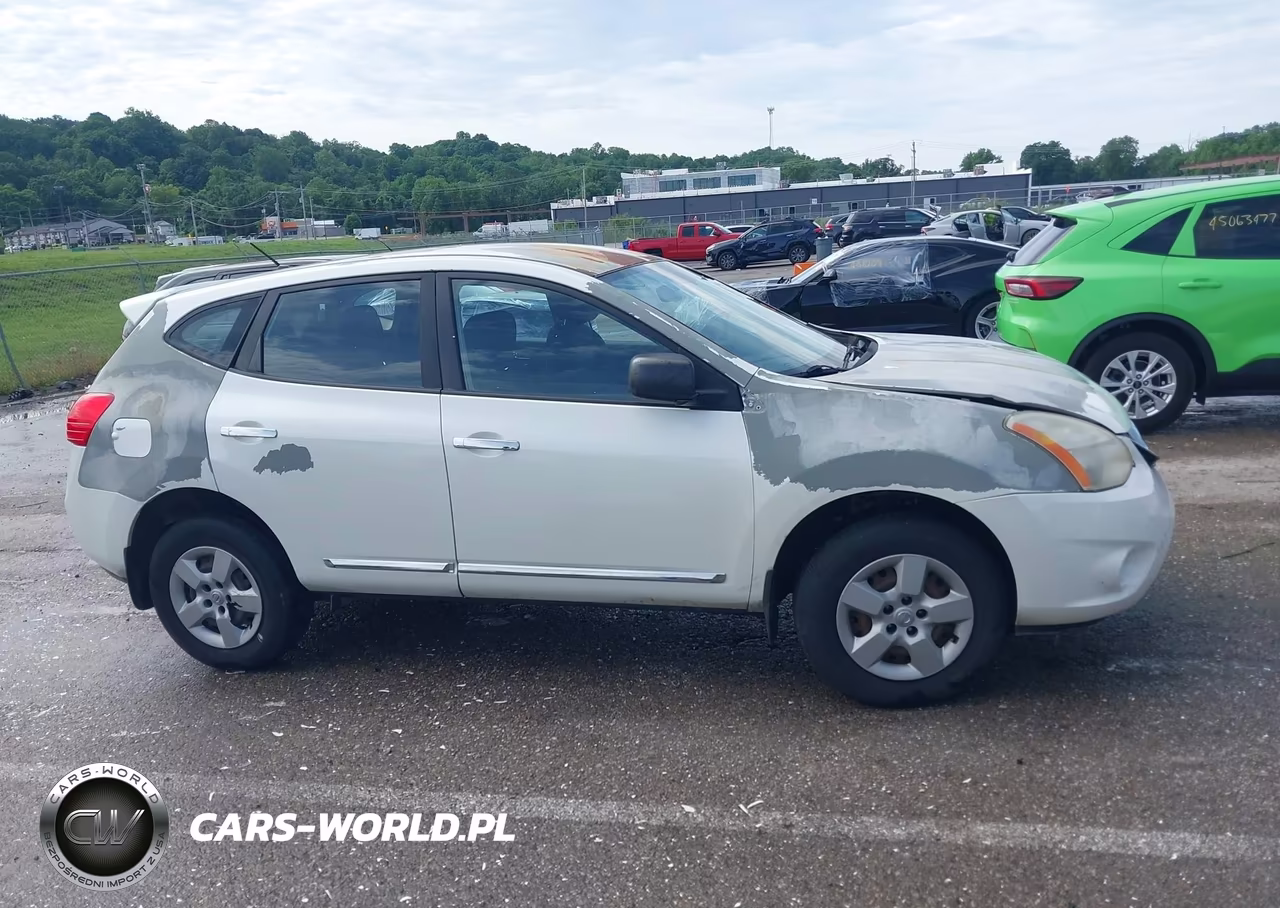 2013 Nissan Rogue S VIN:JN8AS5MT9DW527820 - 13
