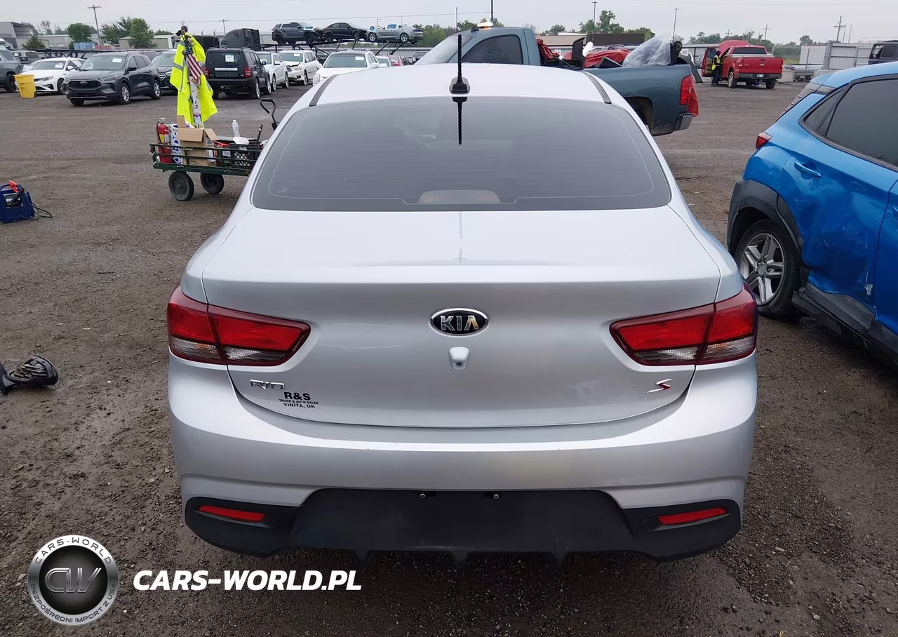 2018 Kia Rio S VIN:3KPA24AB7JE079911 - 17