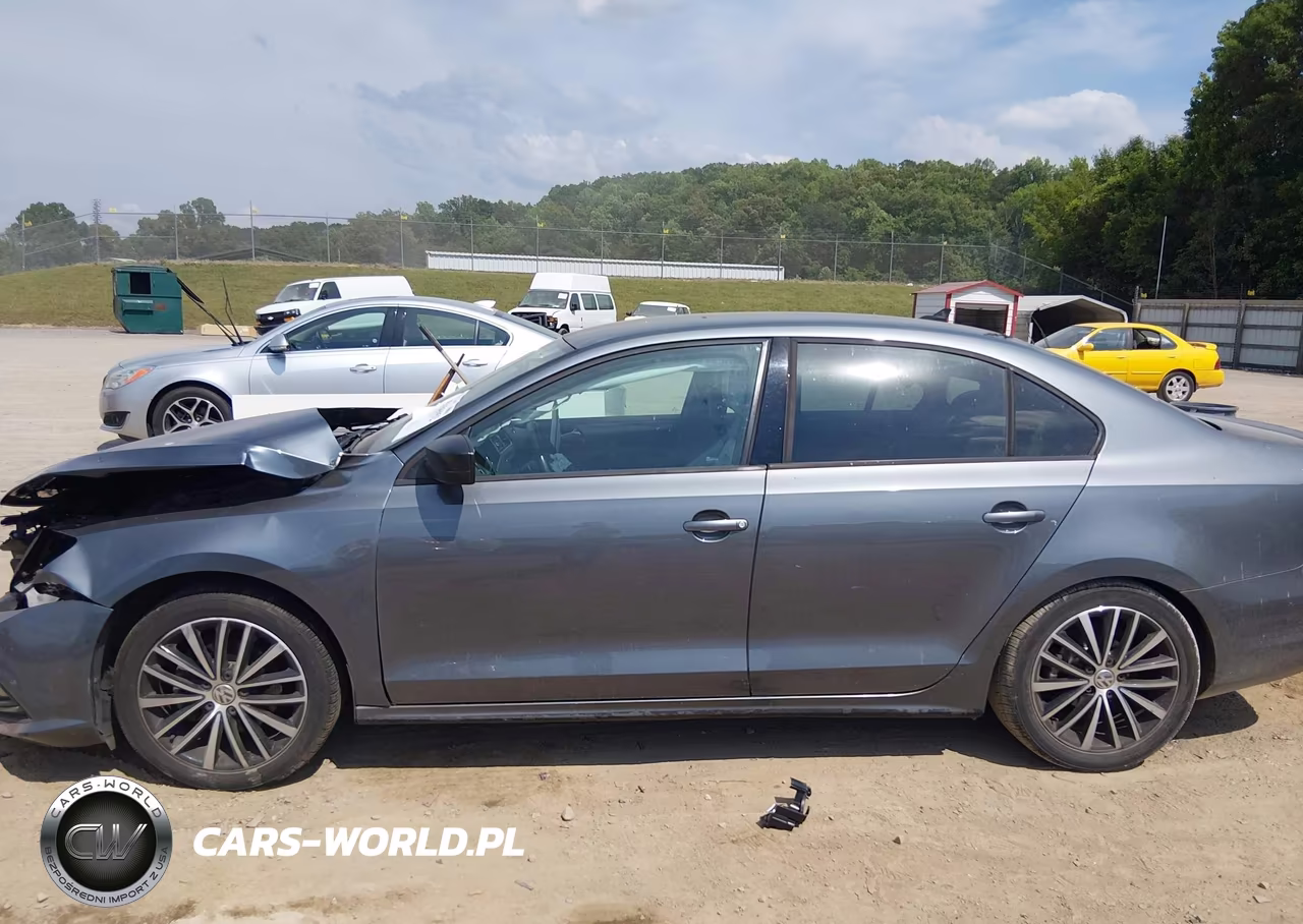 2016 Volkswagen Jetta 1.8T Sport VIN:3VWD17AJ6GM405623 - 15