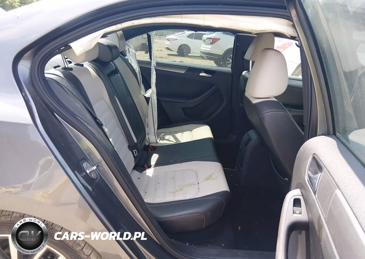2016 Volkswagen Jetta 1.8T Sport VIN:3VWD17AJ6GM405623 - 8