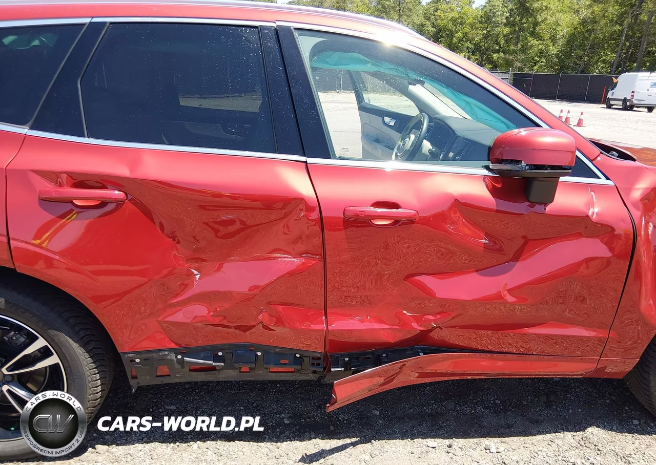 2018 Volvo Xc60 T5 Momentum VIN:LYV102RK2JB109570 - 6