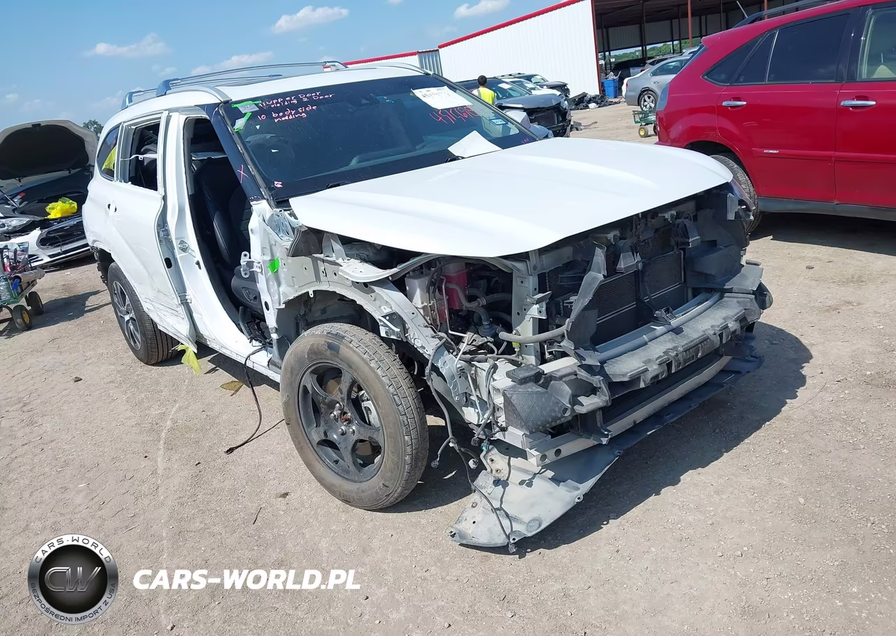 2022 Toyota Highlander Hybrid Xle – zdjęcie 1 z 17