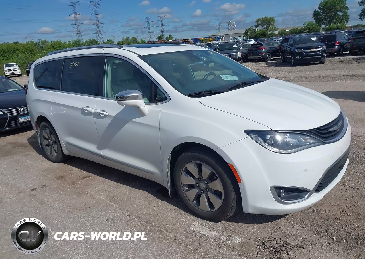 2017 Chrysler Pacifica Hybrid Platinum