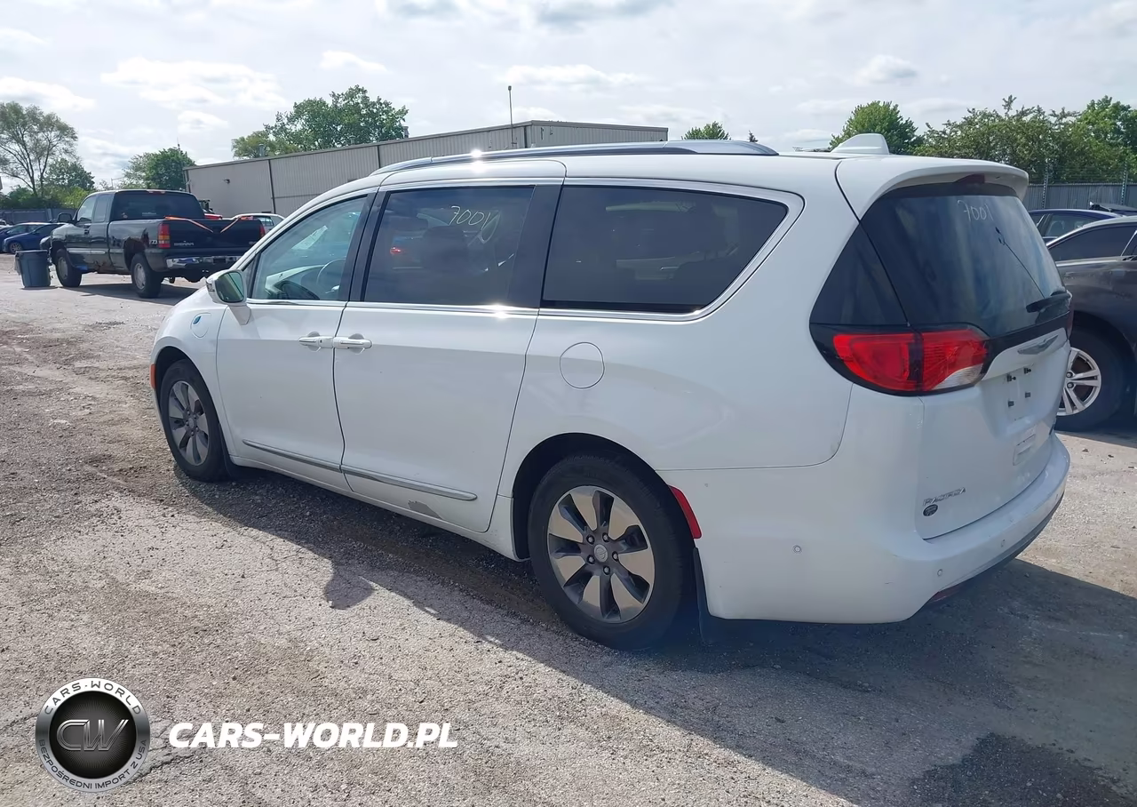 2017 Chrysler Pacifica Hybrid Platinum VIN:2C4RC1N79HR739945 - 3