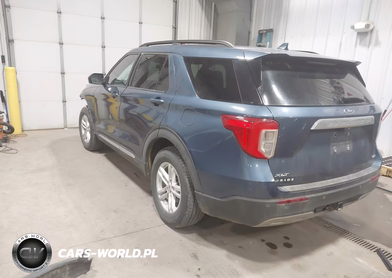 2020 Ford Explorer Xlt VIN:1FMSK8DH3LGC29328 - 3