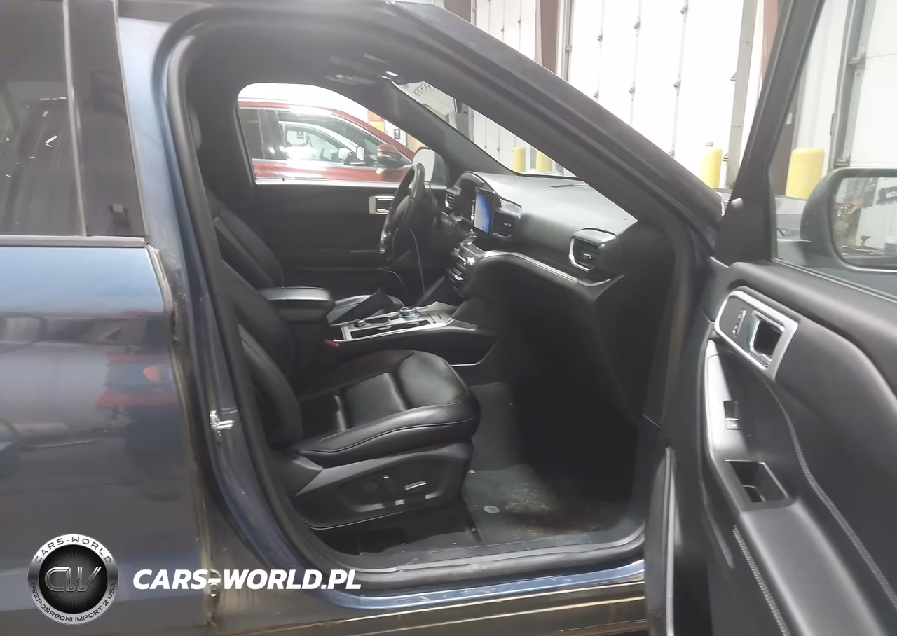 2020 Ford Explorer Xlt VIN:1FMSK8DH3LGC29328 - 5
