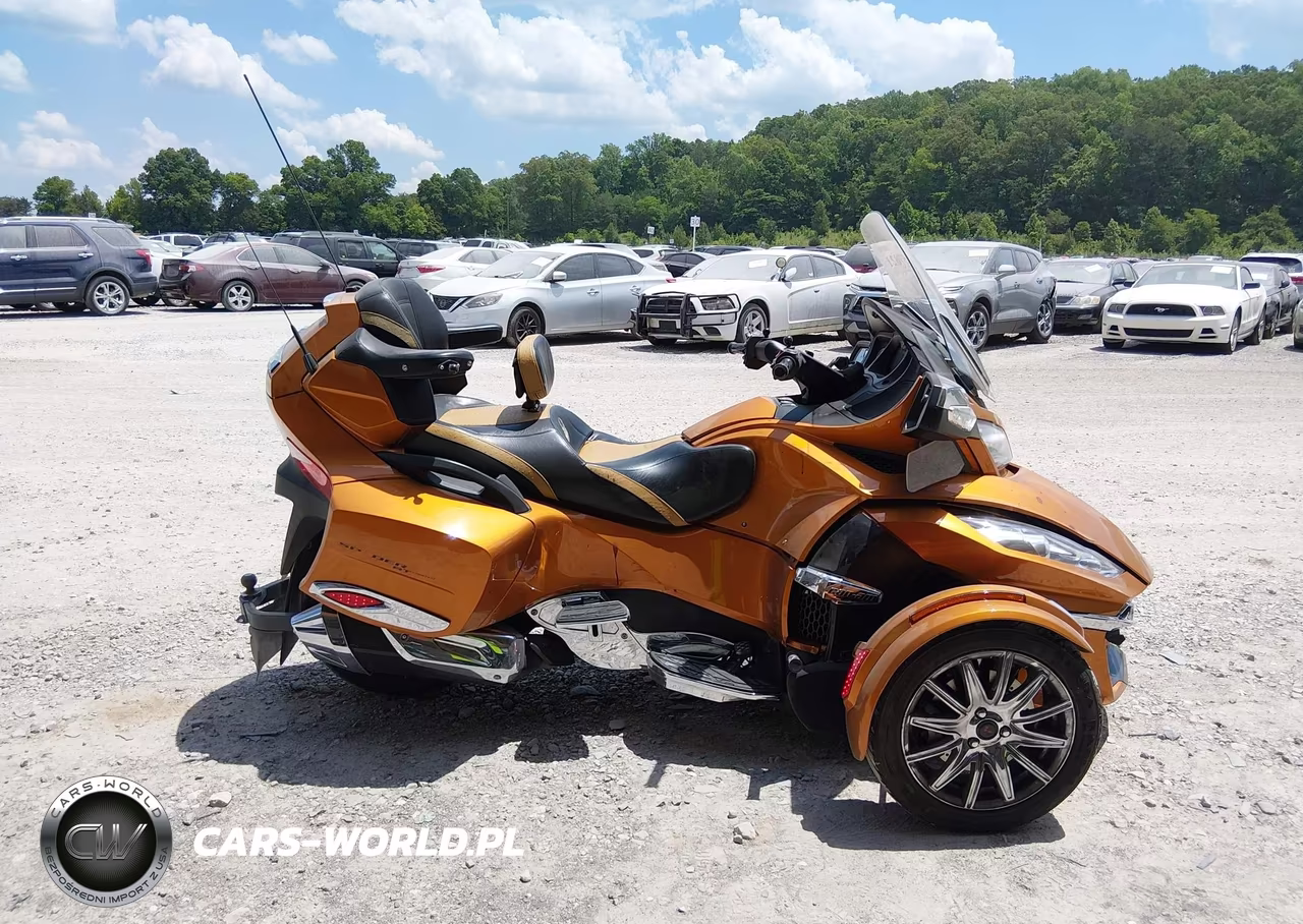 2014 Can-Am Spyder Roadster Rt-Rts-Rt Limited VIN:2BXNBDD14EV001022 - 12
