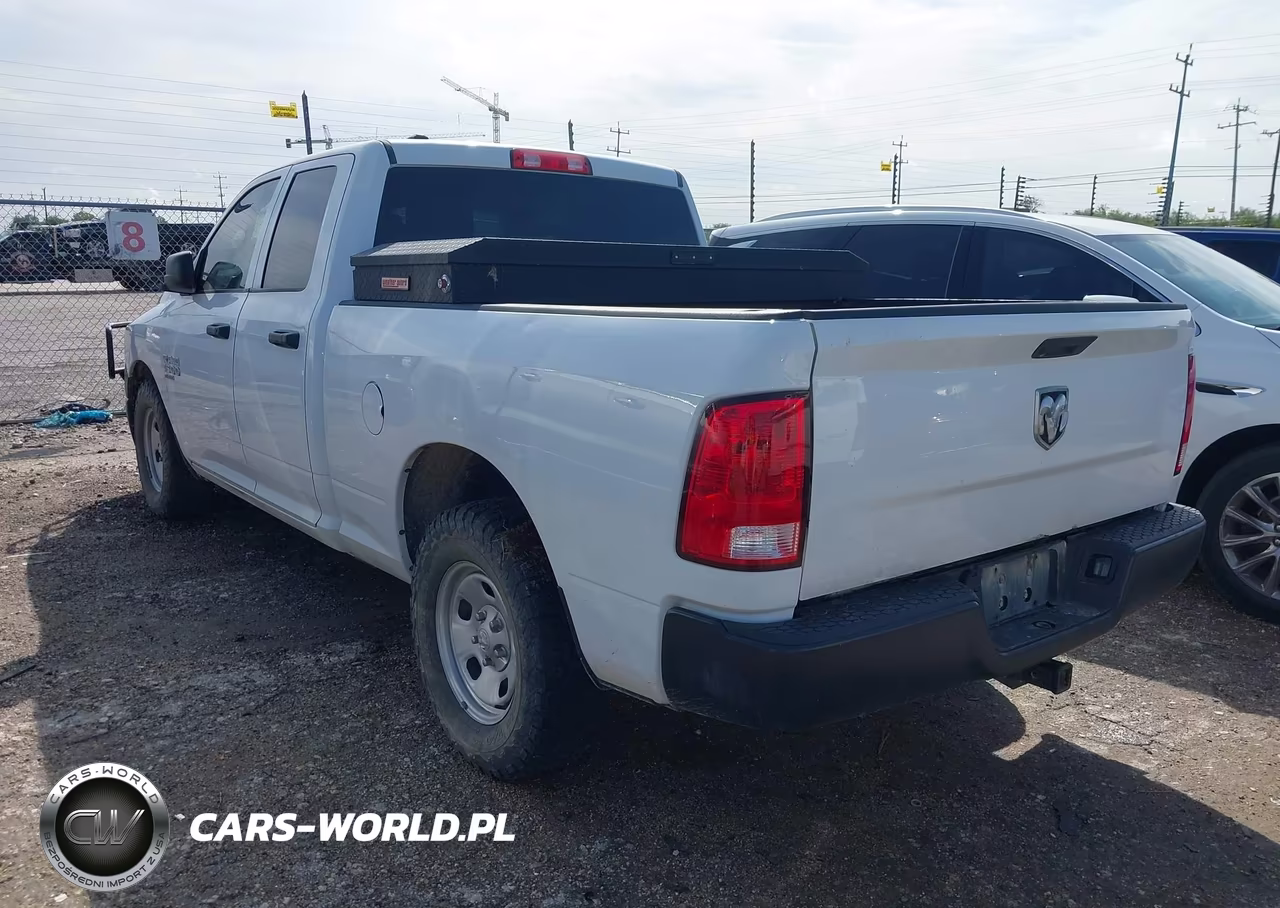 2022 Ram 1500 Classic Tradesman 4X2 6'4 Box VIN:1C6RR6FG4NS231586 - 3