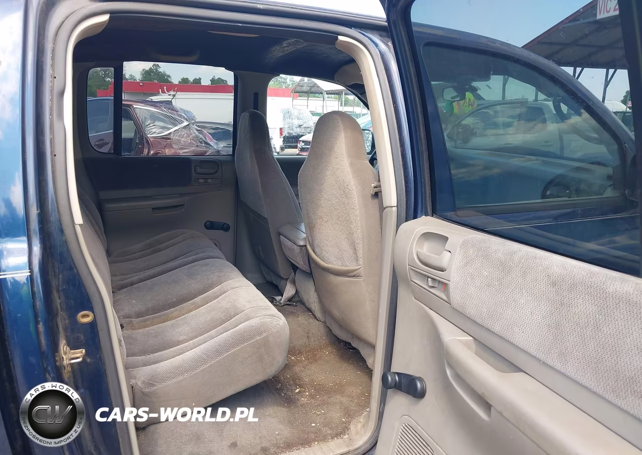 2002 Dodge Dakota Slt VIN:1B7HG48X82S680969 - 8
