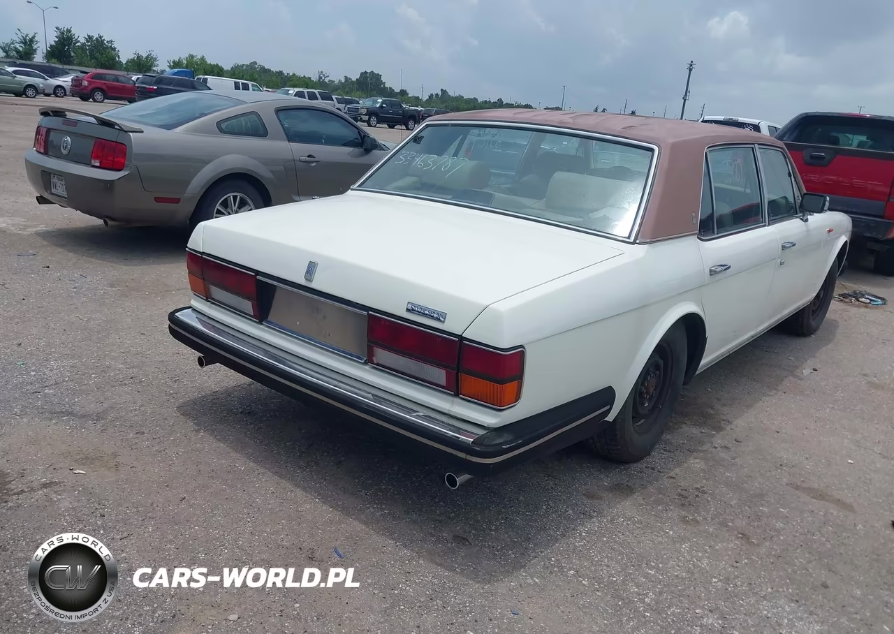 1986 Rolls-Royce Silver Spur VIN:SCAZN42A5GCX14809 - 4