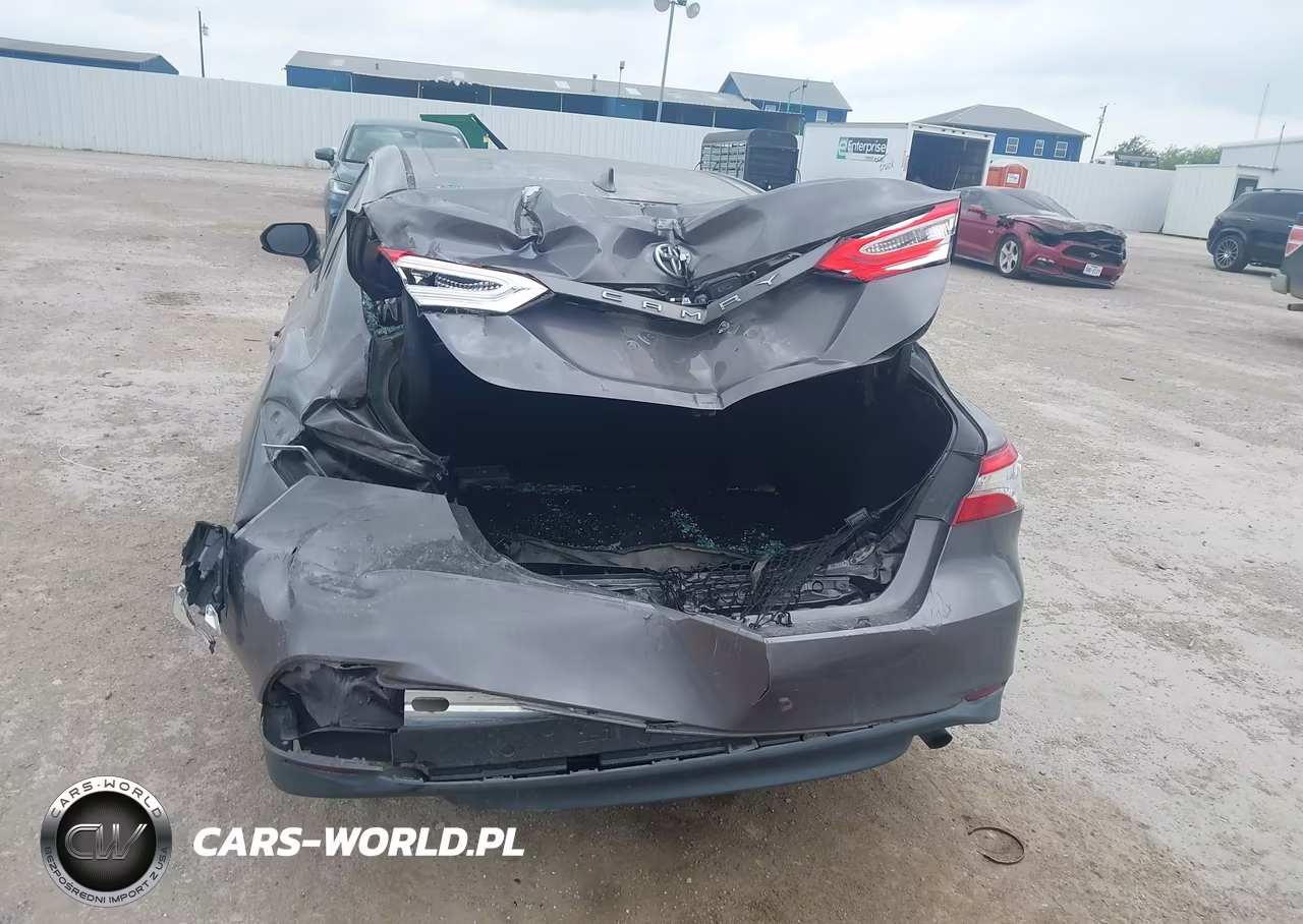 2019 Toyota Camry L VIN:4T1B11HK8KU783612 - 12