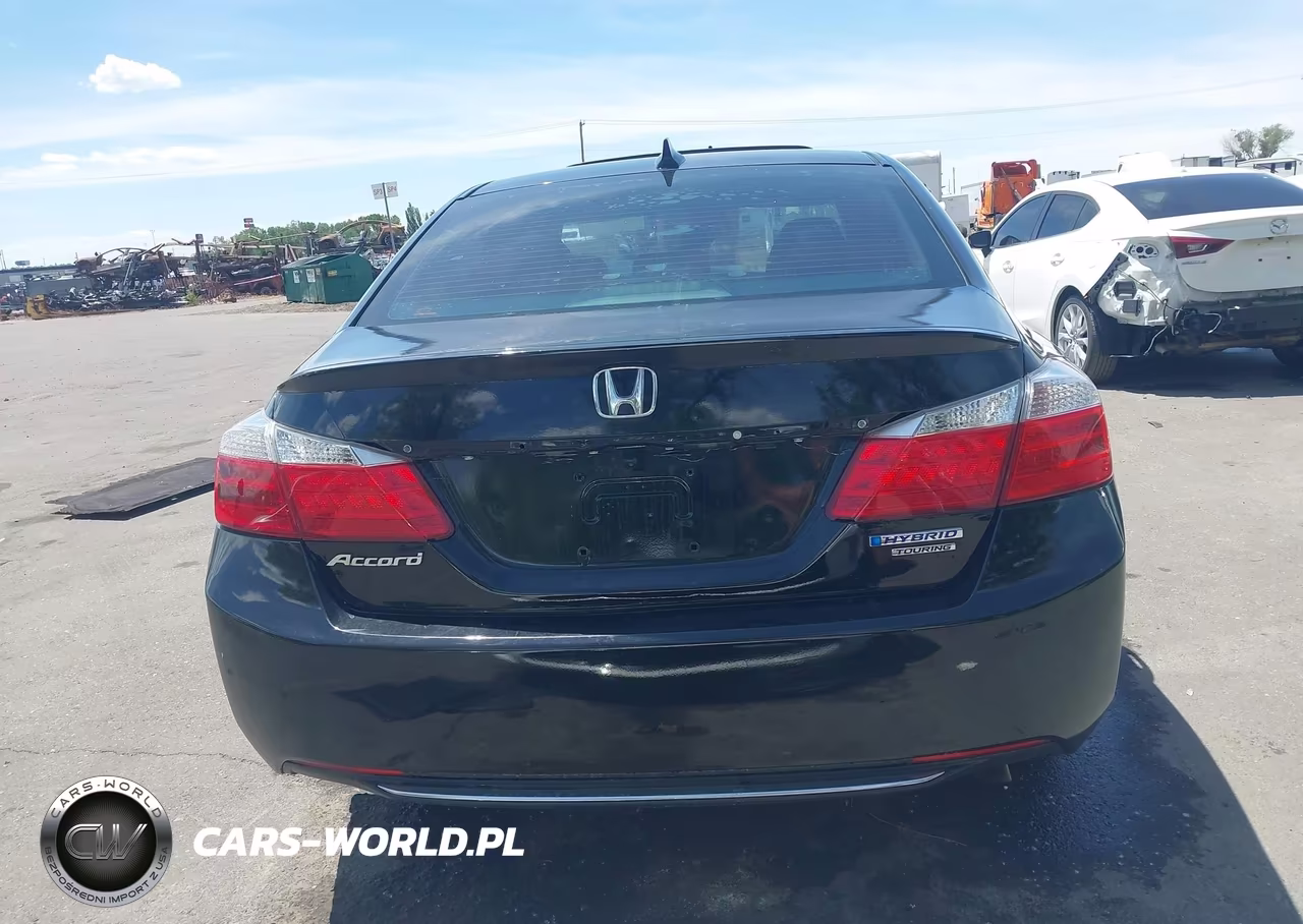 2015 Honda Accord Hybrid Touring VIN:1HGCR6F70FA006699 - 16