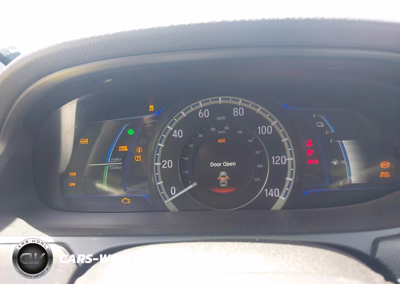 2015 Honda Accord Hybrid Touring VIN:1HGCR6F70FA006699 - 7