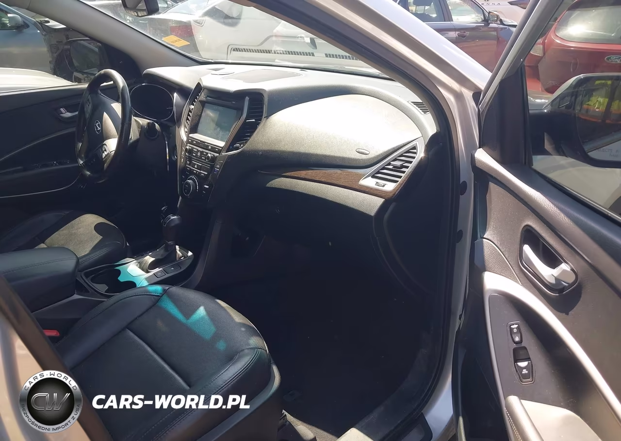 2017 Hyundai Santa Fe Sport 2.0T Ultimate VIN:5XYZWDLA2HG444486 - 5