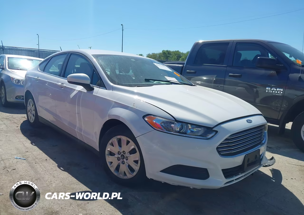 2014 Ford Fusion S – zdjęcie 1 z 11