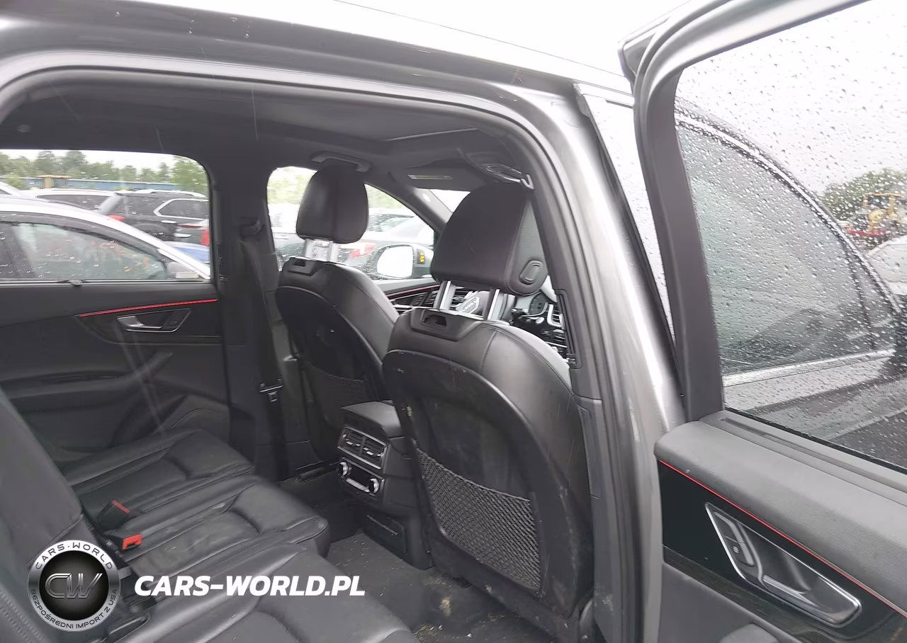2017 Audi Q7 3.0T Premium VIN:WA1LAAF7XHD019691 - 8