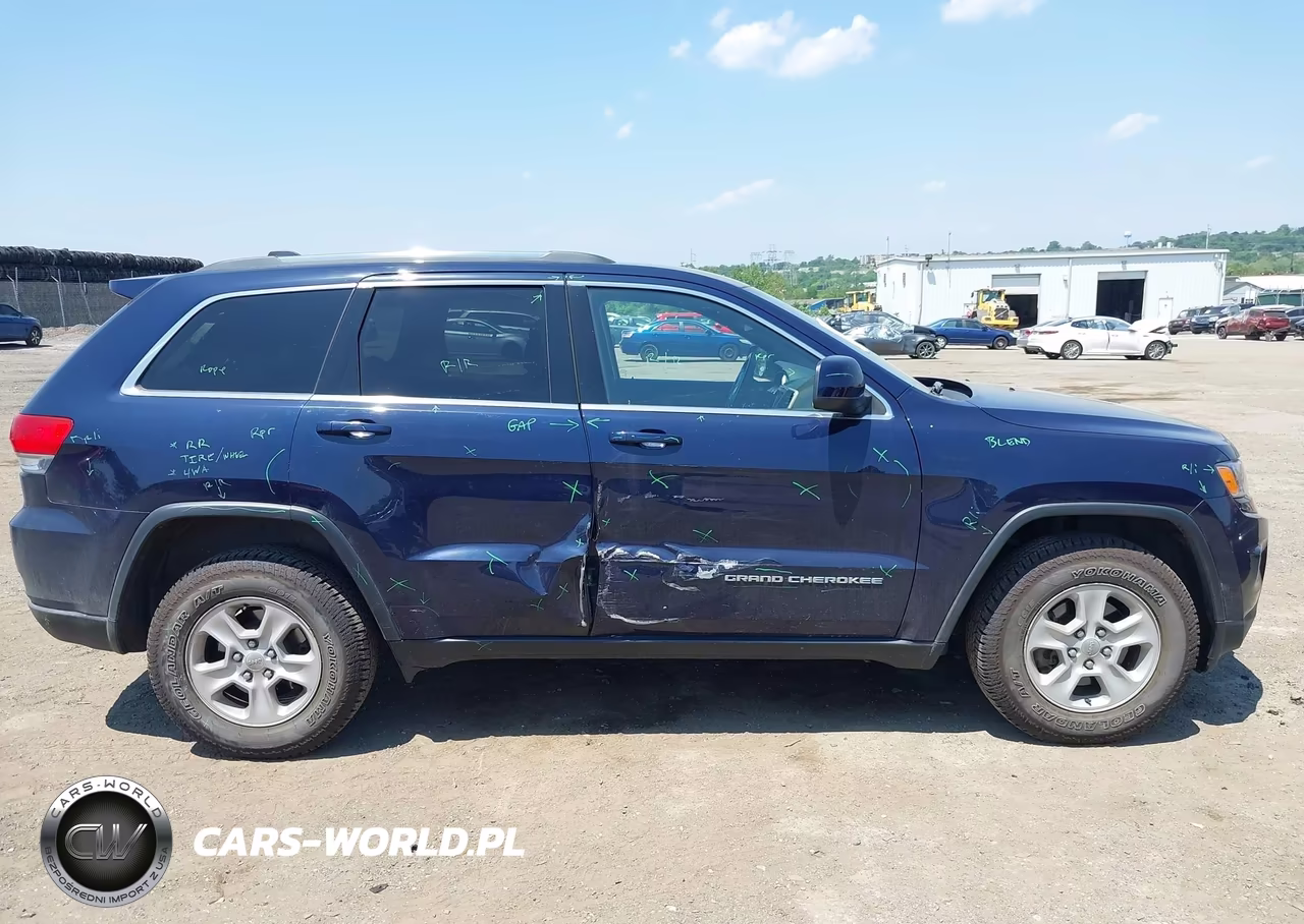 2015 Jeep Grand Cherokee Laredo VIN:1C4RJFAG2FC158463 - 6