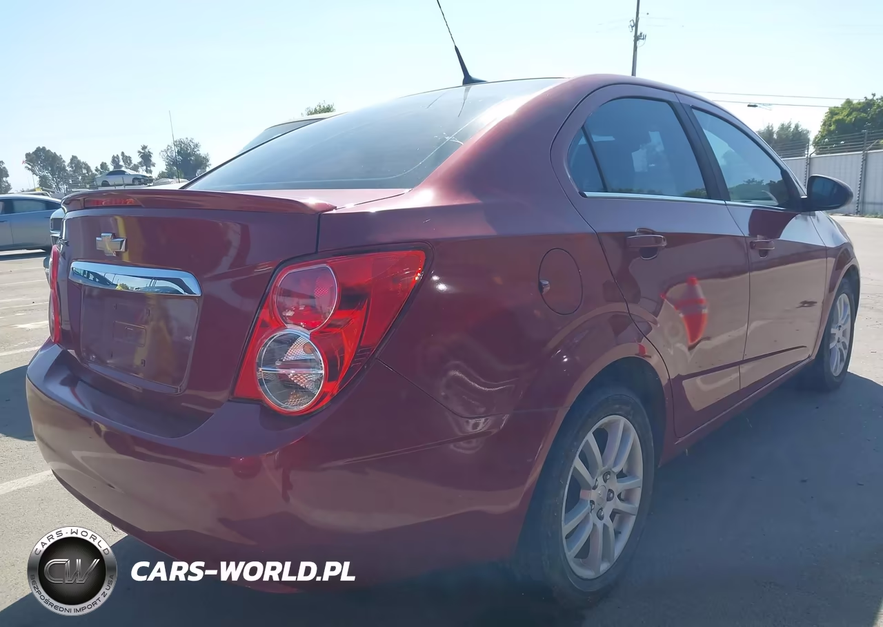 2013 Chevrolet Sonic VIN:1G1JC5SH0D4192992 - 4