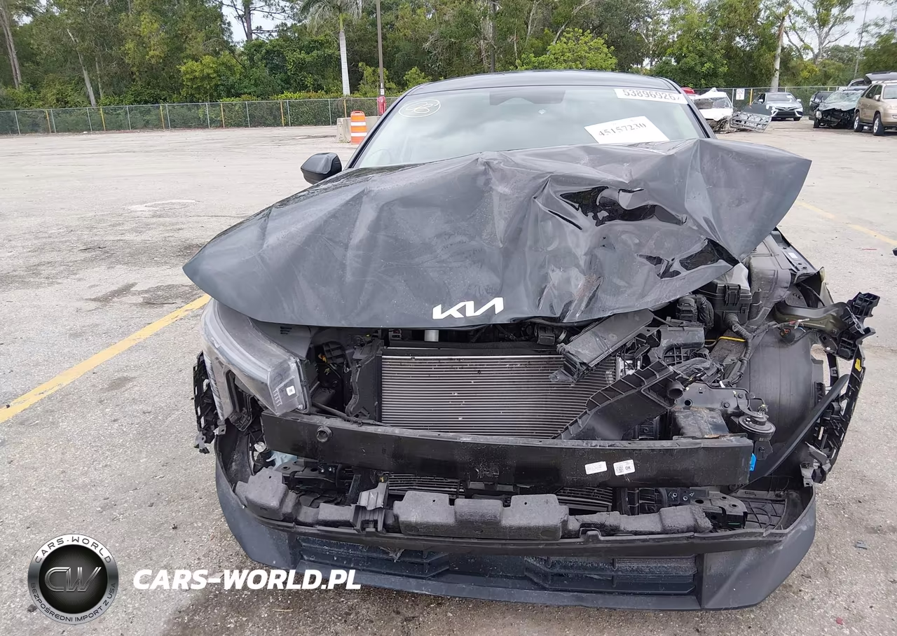 2025 Kia K4 Lxs VIN:3KPFT4DE7SE186712 - 12