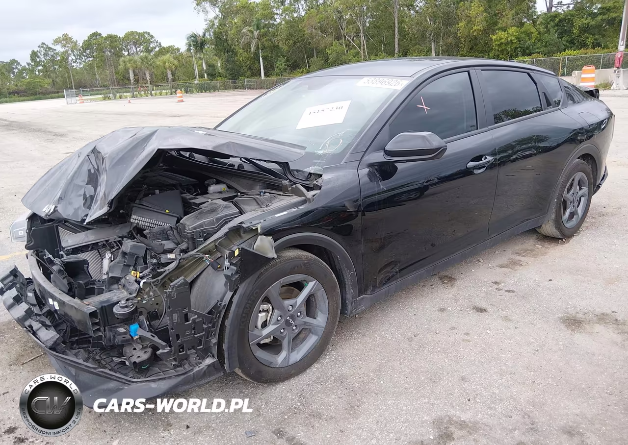2025 Kia K4 Lxs VIN:3KPFT4DE7SE186712 - 2