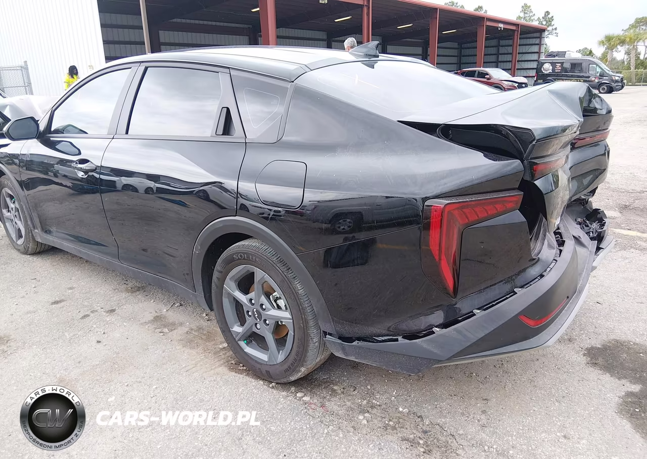 2025 Kia K4 Lxs VIN:3KPFT4DE7SE186712 - 3