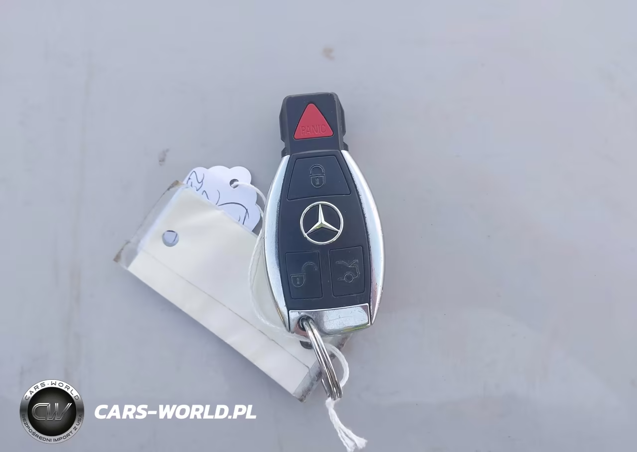 2015 Mercedes-Benz C 300 4Matic VIN:55SWF4KB1FU038117 - 11