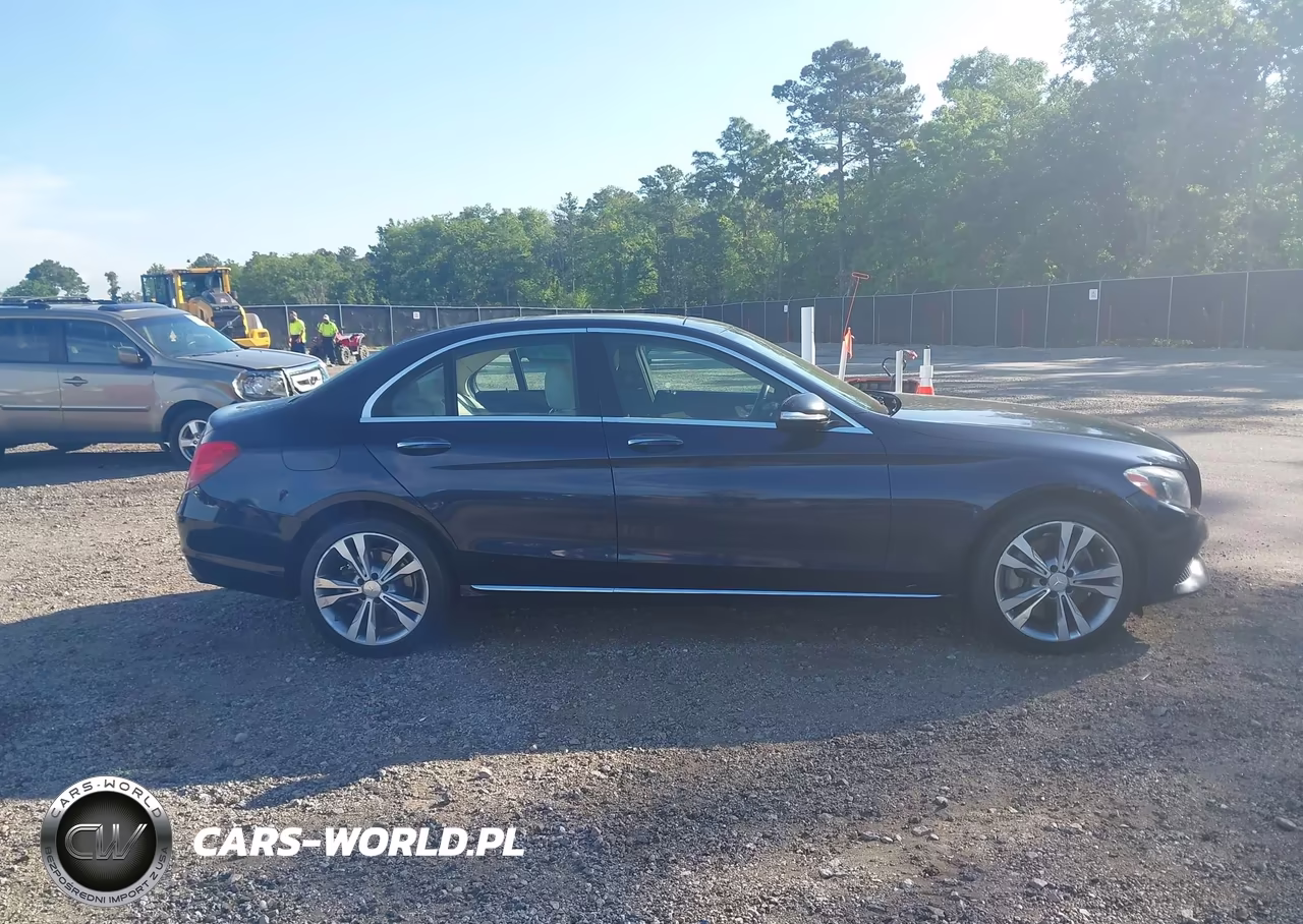 2015 Mercedes-Benz C 300 4Matic VIN:55SWF4KB1FU038117 - 14