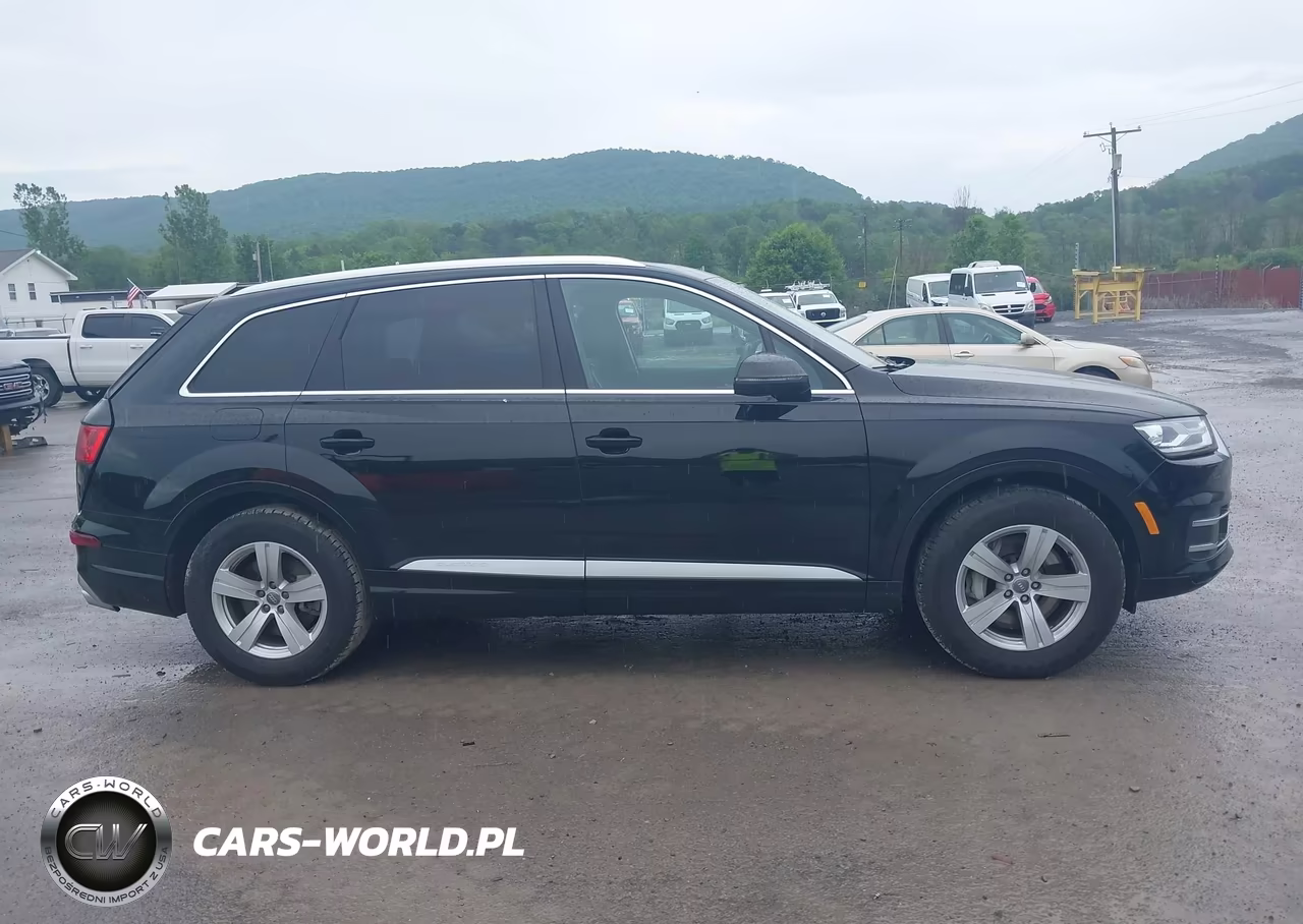 2018 Audi Q7 2.0T Premium VIN:WA1LHAF72JD032985 - 13