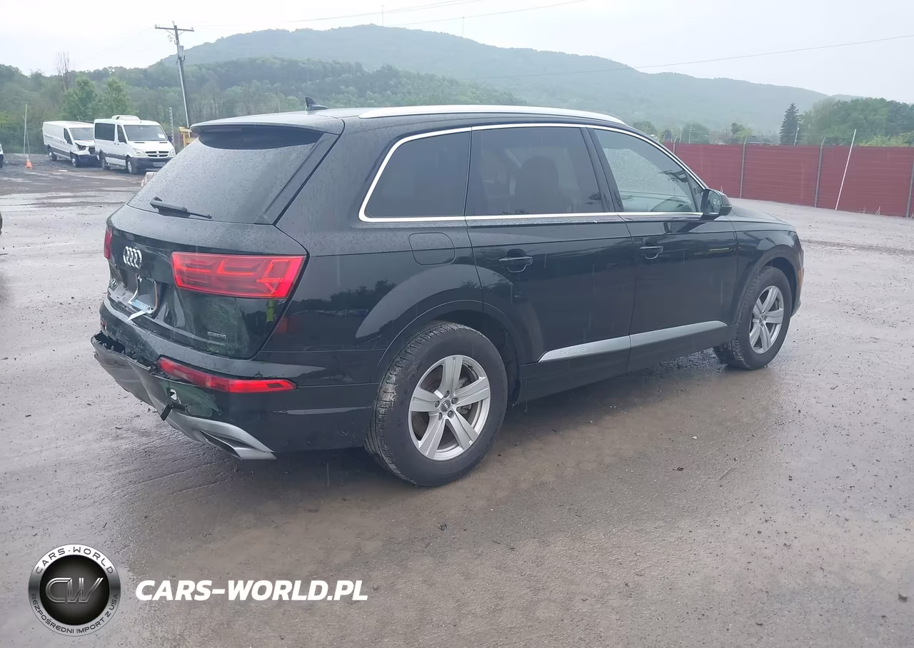 2018 Audi Q7 2.0T Premium VIN:WA1LHAF72JD032985 - 4