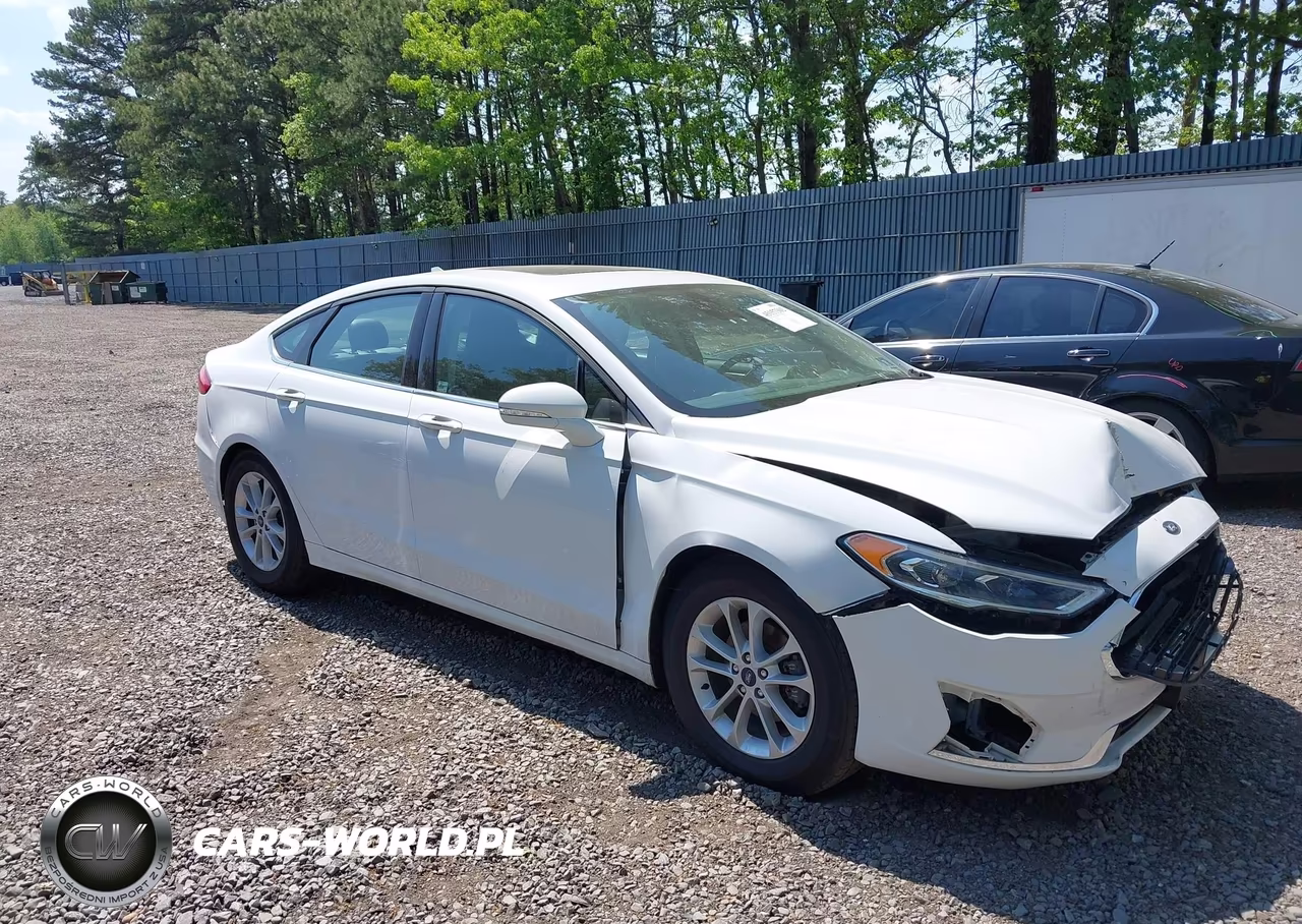 2020 Ford Fusion Hybrid Sel – zdjęcie 1 z 16