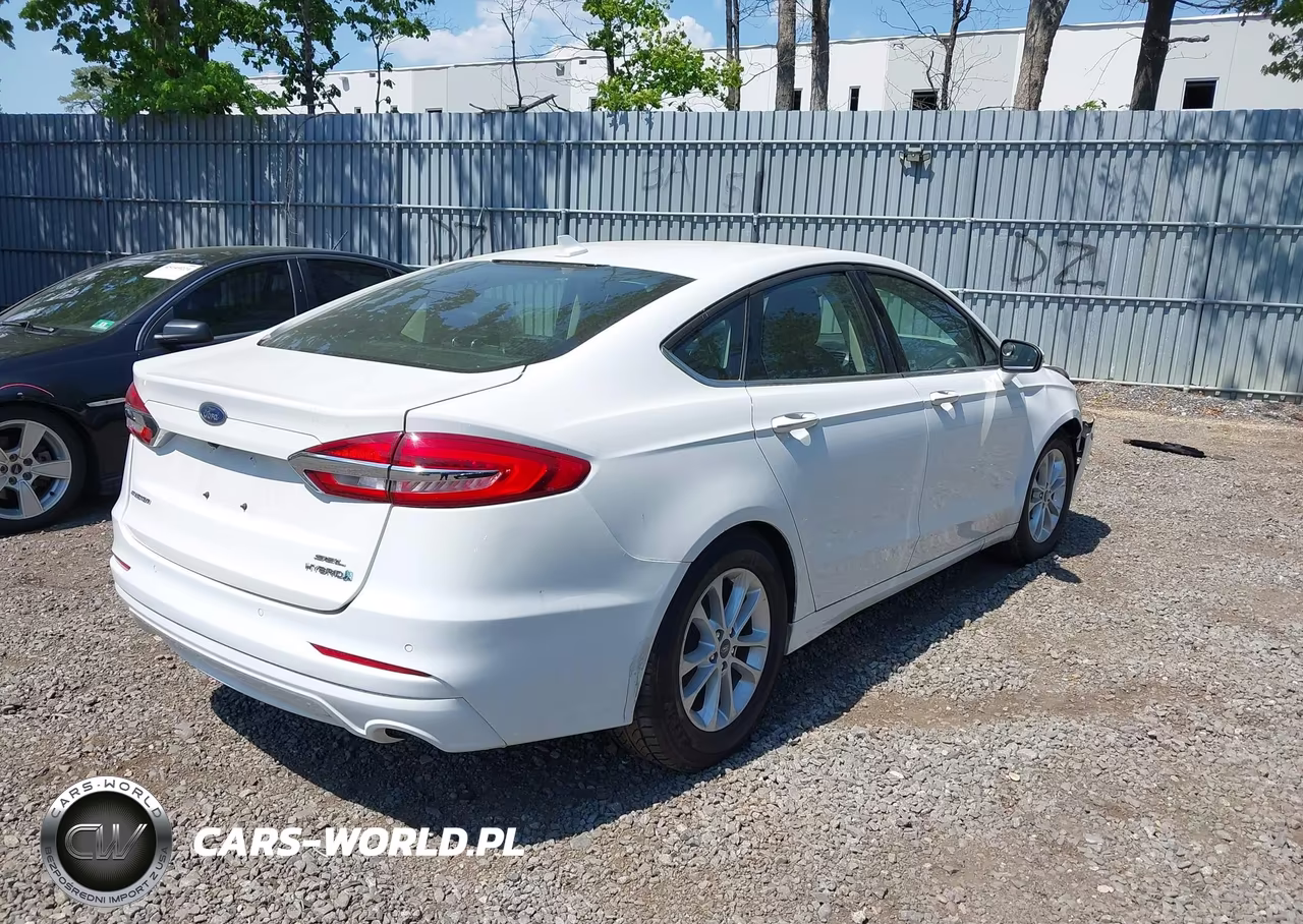 2020 Ford Fusion Hybrid Sel VIN:3FA6P0MU9LR257865 - 4
