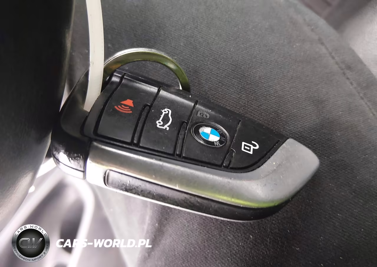 2018 BMW X3 xDrive30I VIN:5UXTR9C53JLD59309 - 11