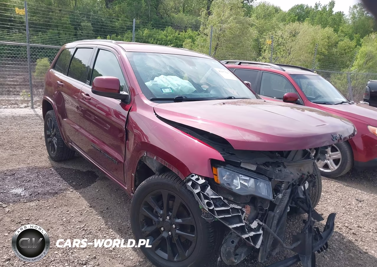 2017 Jeep Grand Cherokee Altitude 4X4 – zdjęcie 1 z 17