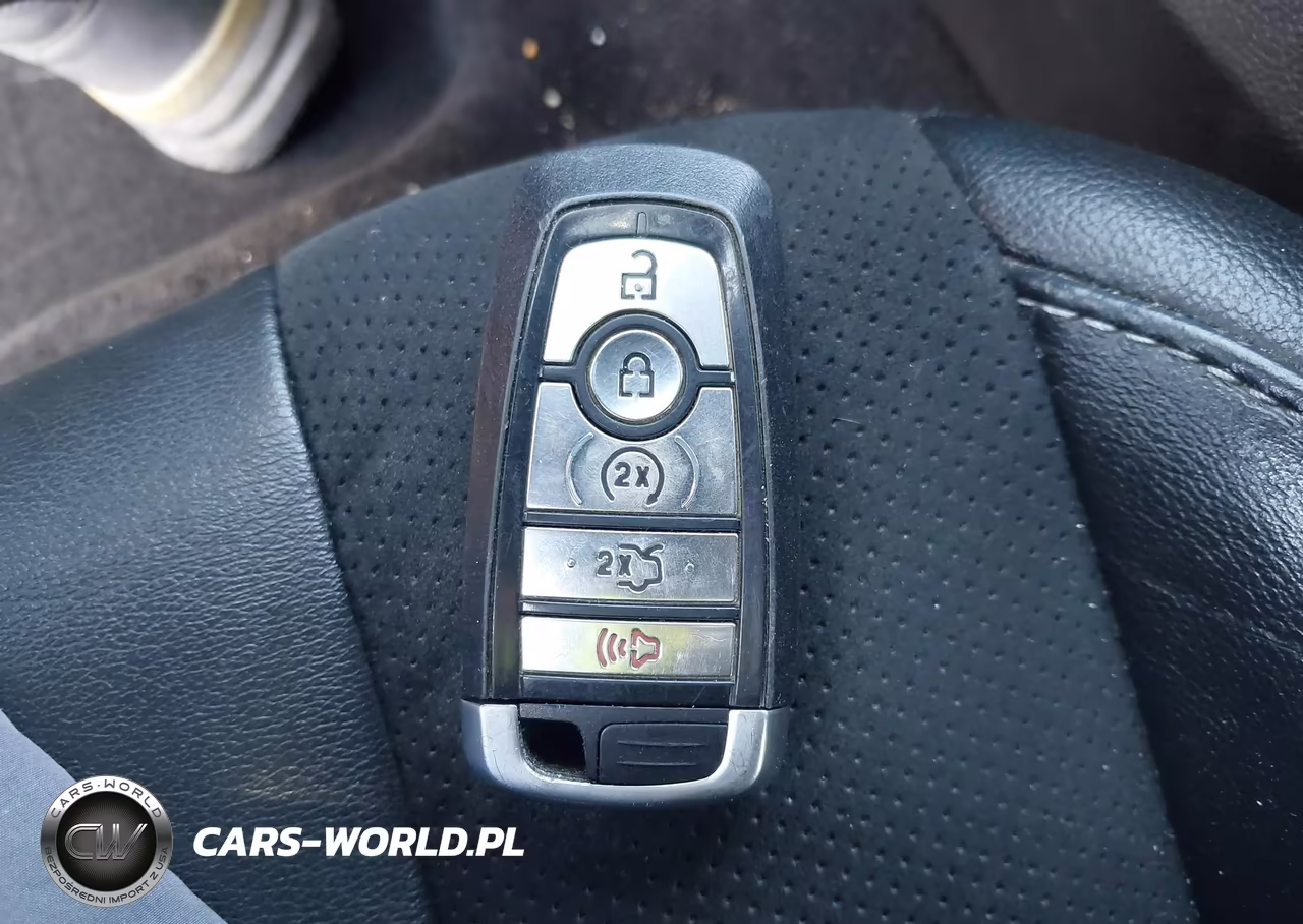 2019 Ford Fusion Sport VIN:3FA6P0VP8KR162611 - 11