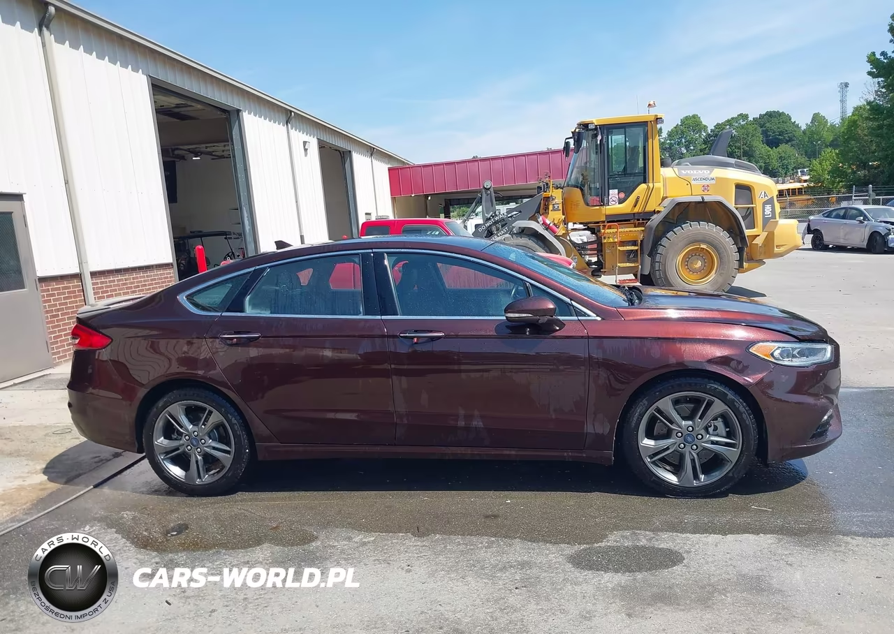 2019 Ford Fusion Sport VIN:3FA6P0VP8KR162611 - 13