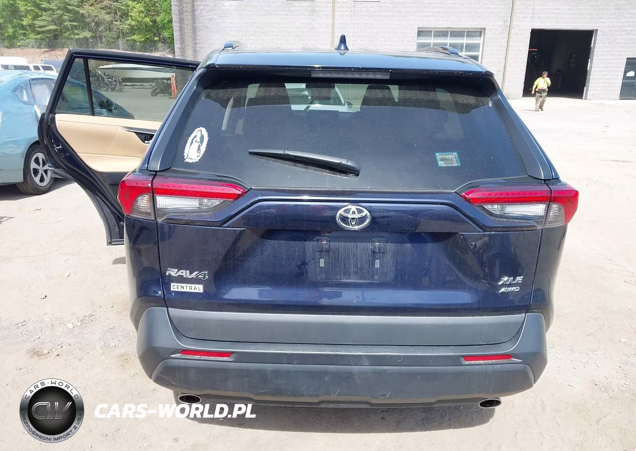 2021 Toyota Rav4 Xle Premium VIN:2T3A1RFV5MW238159 - 17