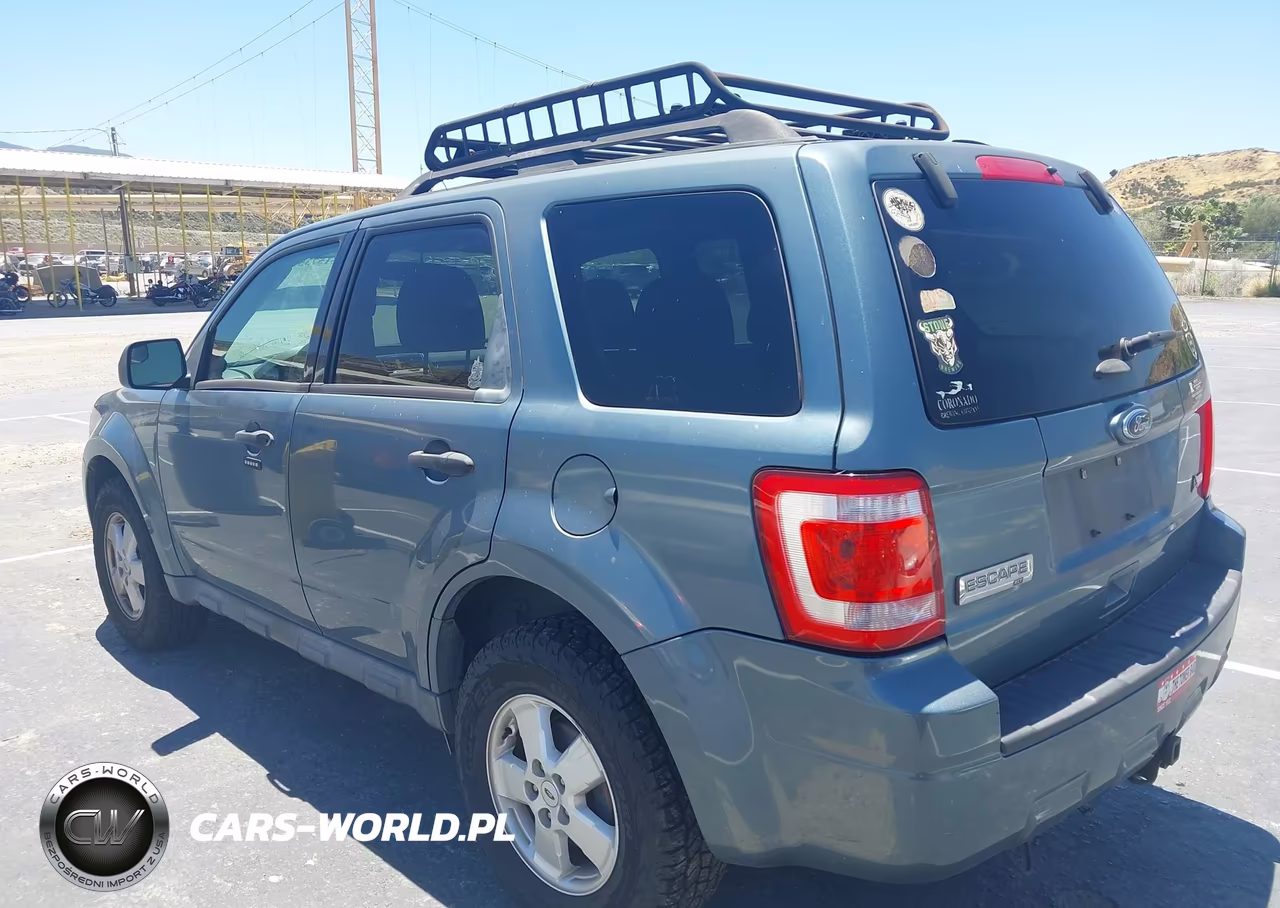 2012 Ford Escape Xlt VIN:1FMCU9DG1CKA35924 - 3
