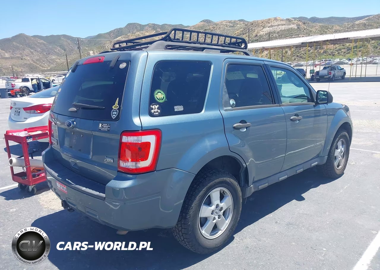 2012 Ford Escape Xlt VIN:1FMCU9DG1CKA35924 - 4
