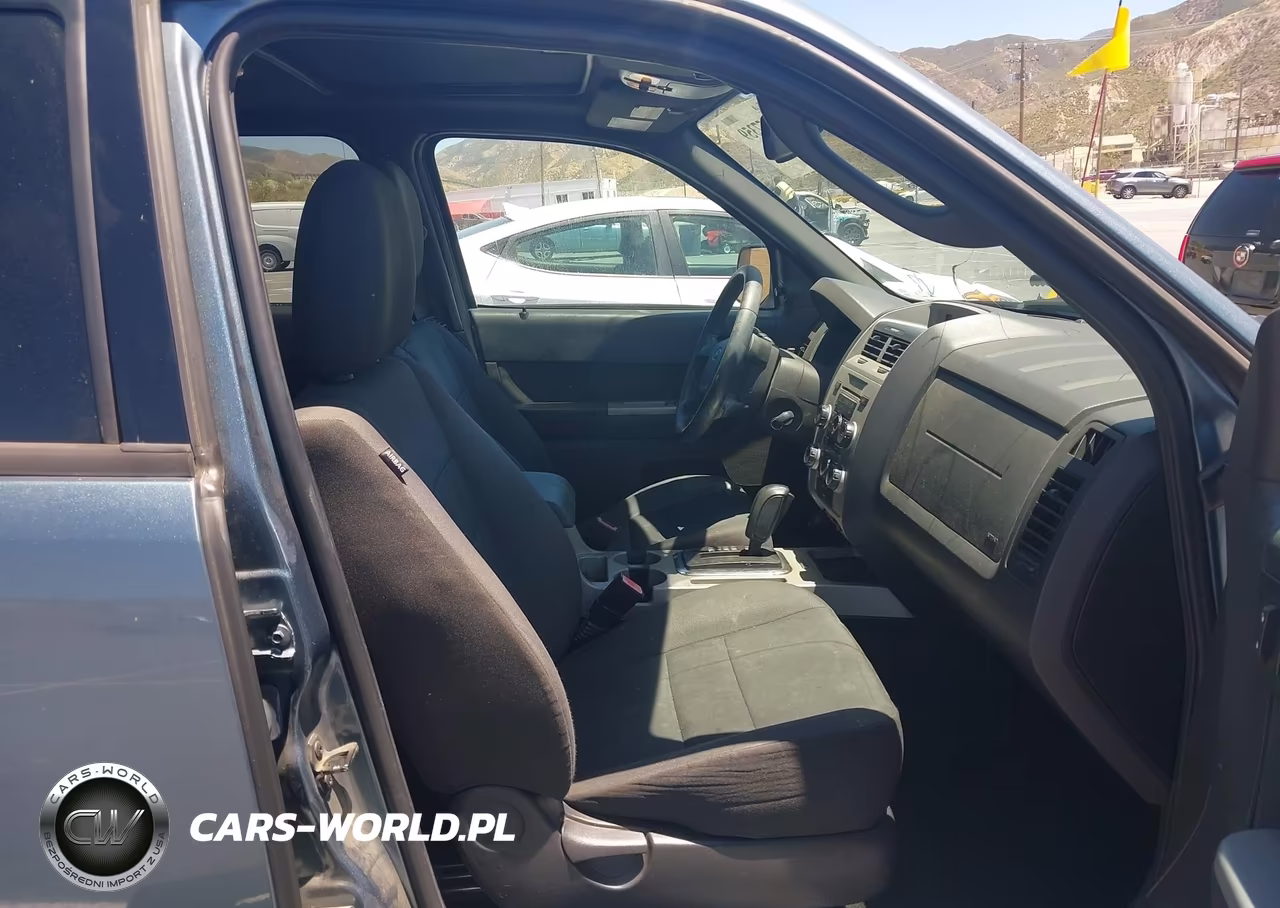 2012 Ford Escape Xlt VIN:1FMCU9DG1CKA35924 - 5