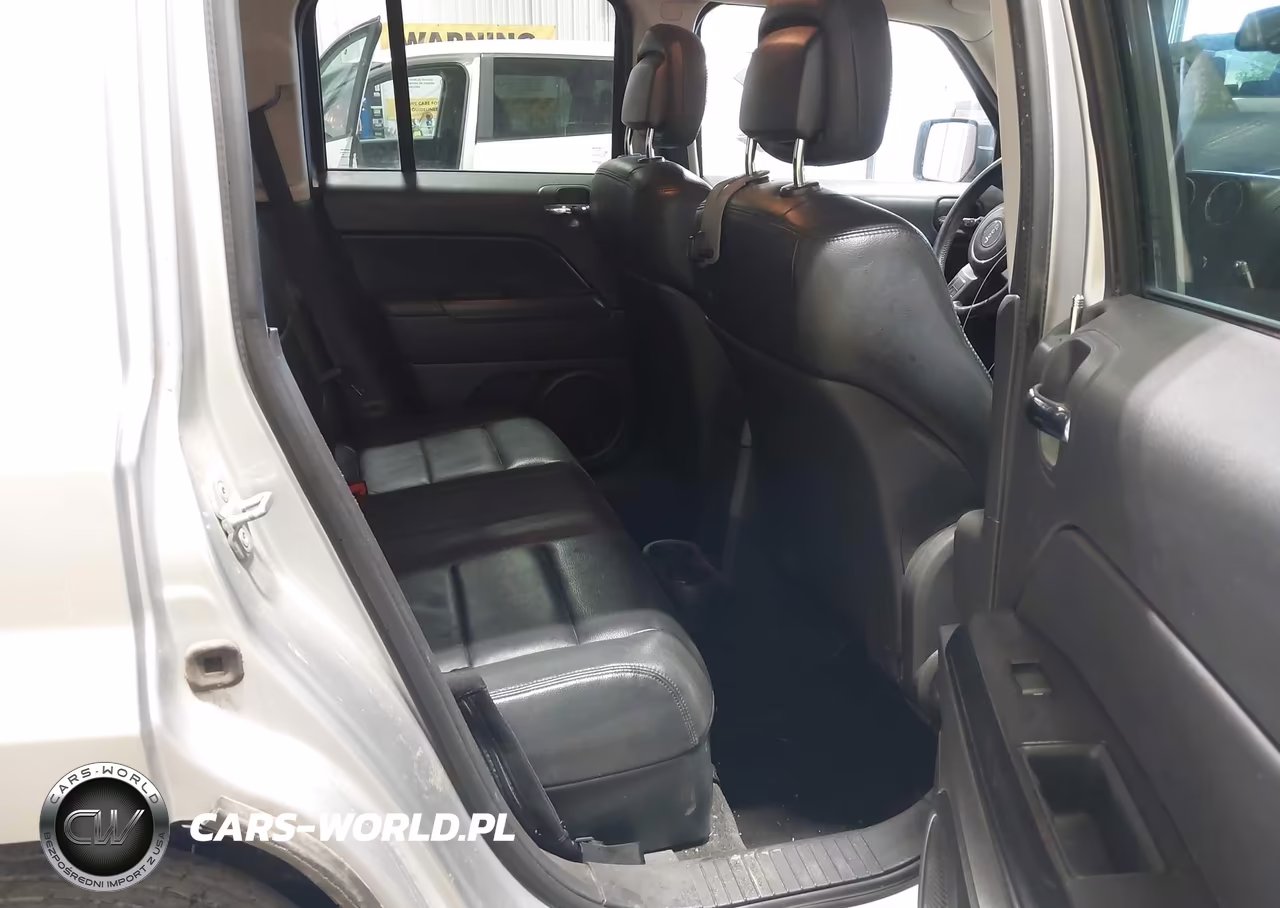 2012 Jeep Patriot Latitude VIN:1C4NJRFB7CD672442 - 8