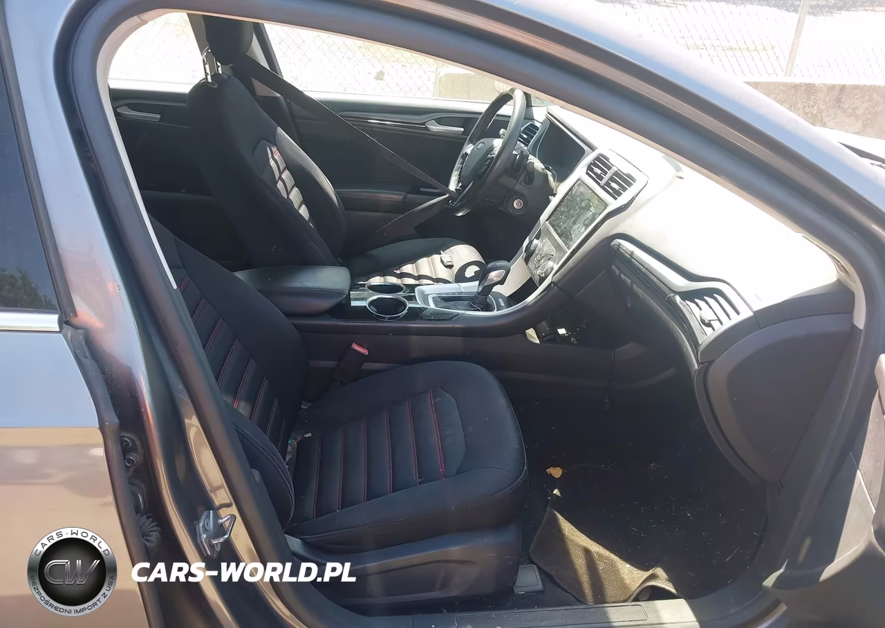 2013 Ford Fusion Se VIN:3FA6P0H92DR351853 - 5