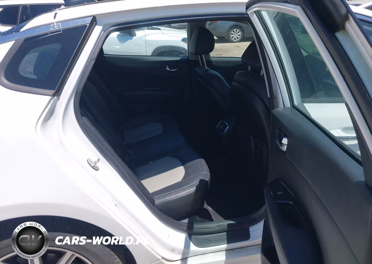 2019 Kia Optima Ex VIN:5XXGU4L15KG332399 - 8