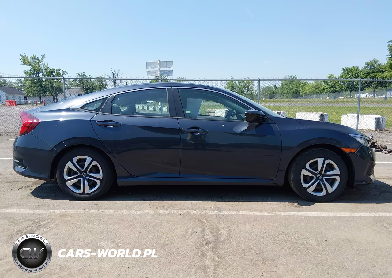 2018 Honda Civic Lx VIN:2HGFC2F57JH578921 - 13