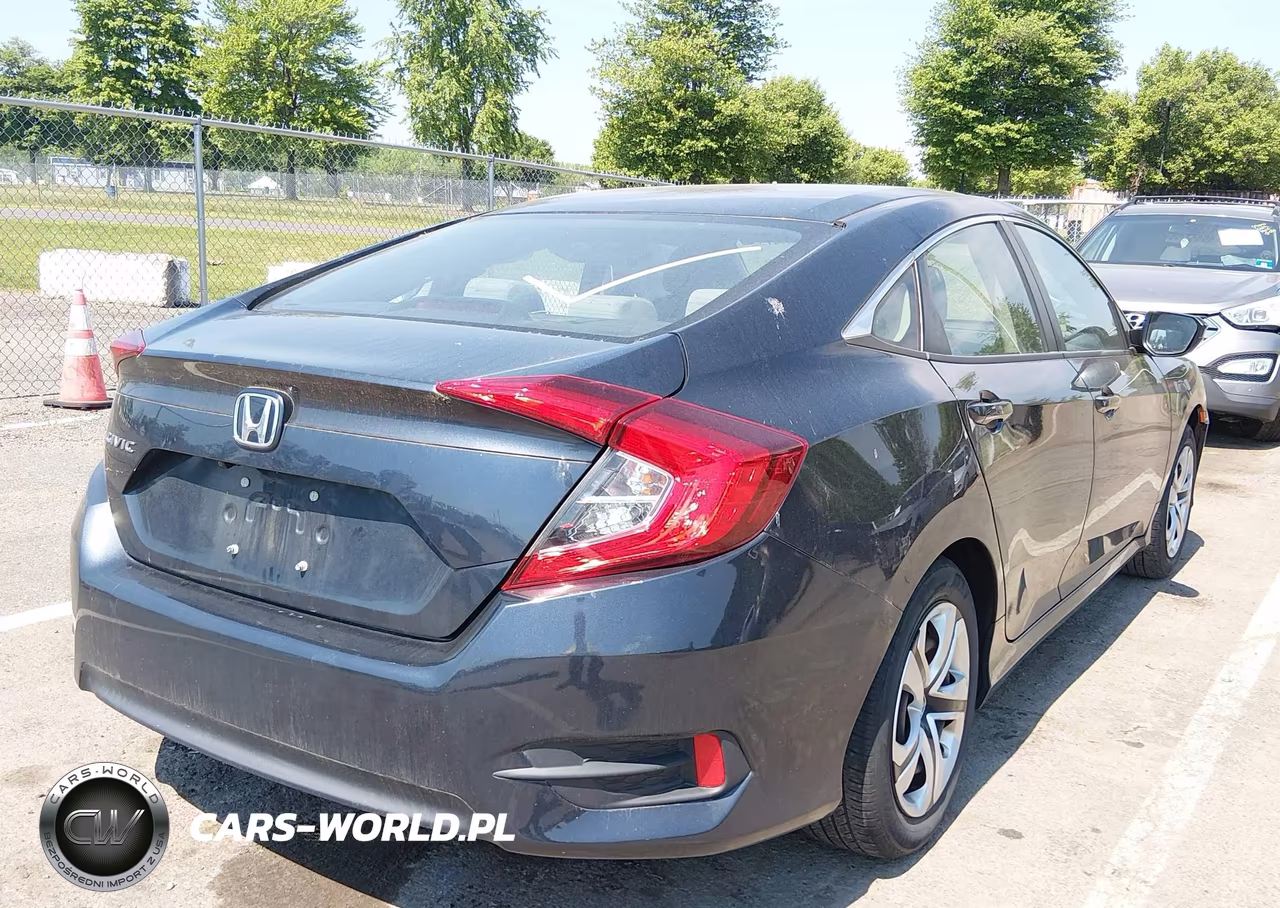 2018 Honda Civic Lx VIN:2HGFC2F57JH578921 - 4