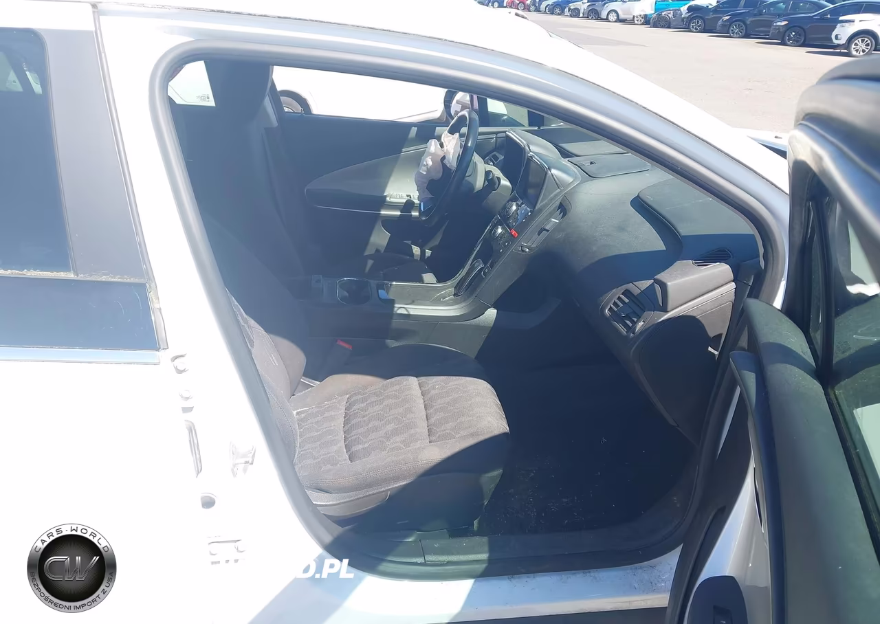 2014 Chevrolet Volt VIN:1G1RE6E42EU133553 - 5