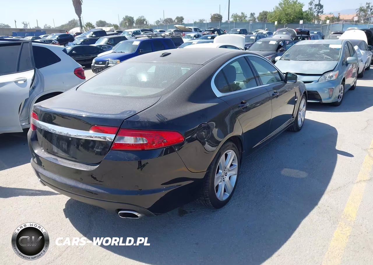 2009 Jaguar Xf Luxury VIN:SAJWA05B79HR22833 - 4