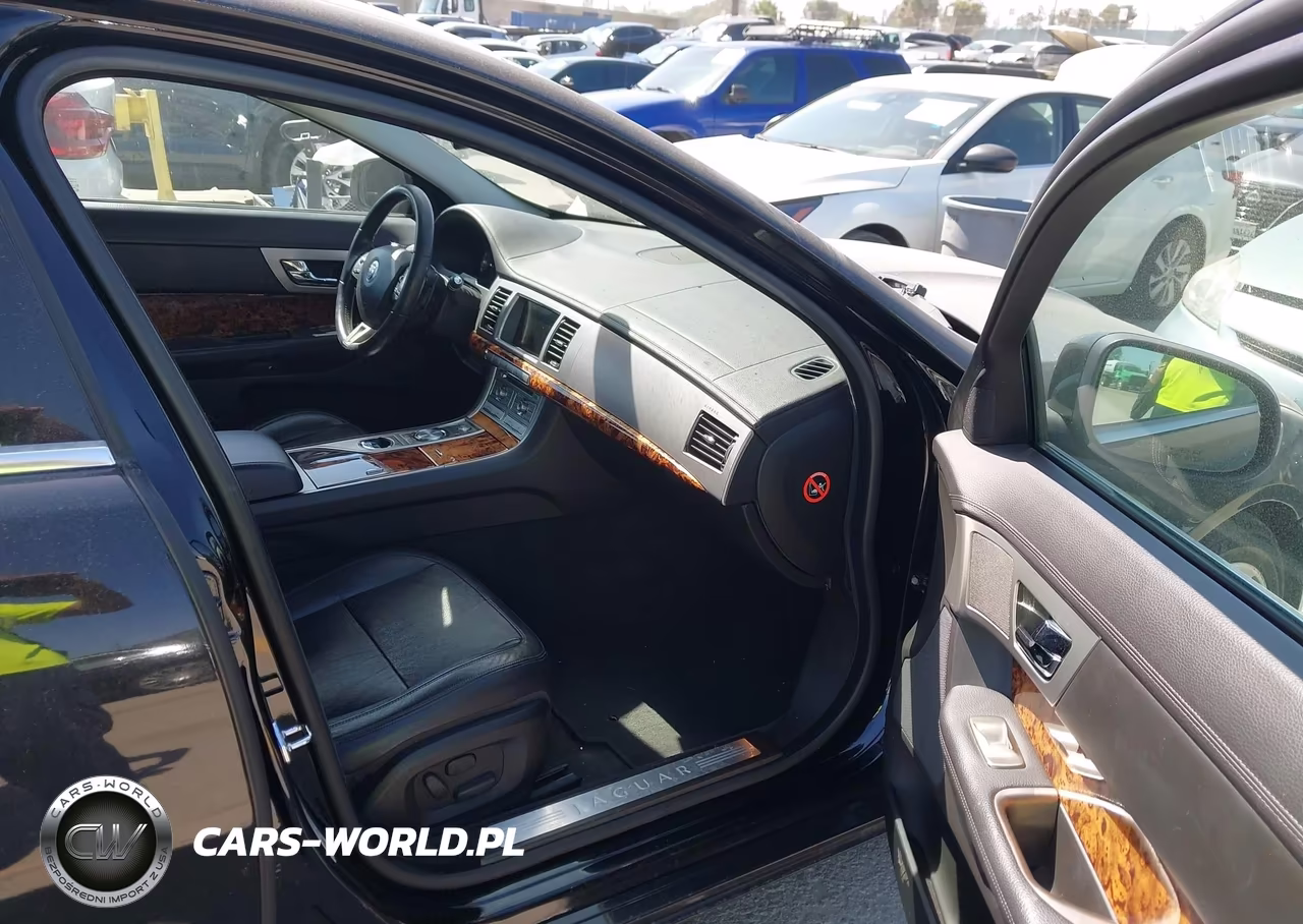 2009 Jaguar Xf Luxury VIN:SAJWA05B79HR22833 - 5